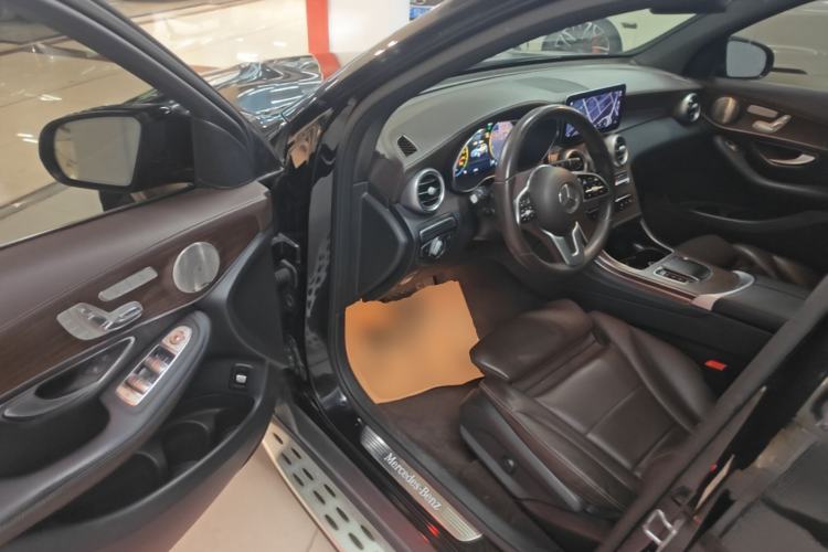 Used Mercedes-Benz GLC 2022 GLC 300 L 4MATIC Dynamic Model Driver Seat