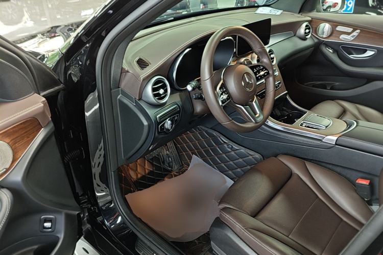 Used Mercedes-Benz GLC 2022 GLC 300 L 4MATIC Dynamic Model Driver Seat