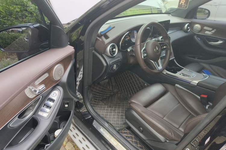 Used Mercedes-Benz GLC 2022 Refreshed GLC 300 L 4MATIC Dynamic Edition Prestige Version Driver Seat