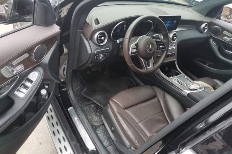 Used Mercedes-Benz GLC 2022 Refreshed GLC 300 L 4MATIC Dynamic Edition Prestige Version Driver Seat