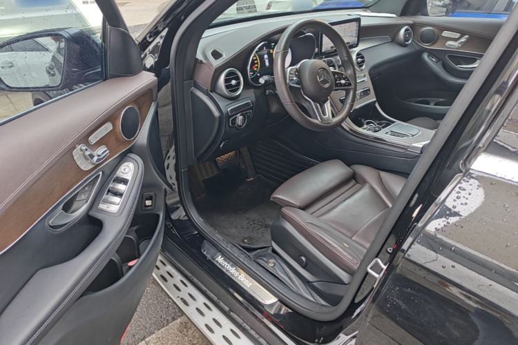 Used Mercedes-Benz GLC 2022 Refreshed GLC 300 L 4MATIC Dynamic Edition Prestige Version Driver Seat