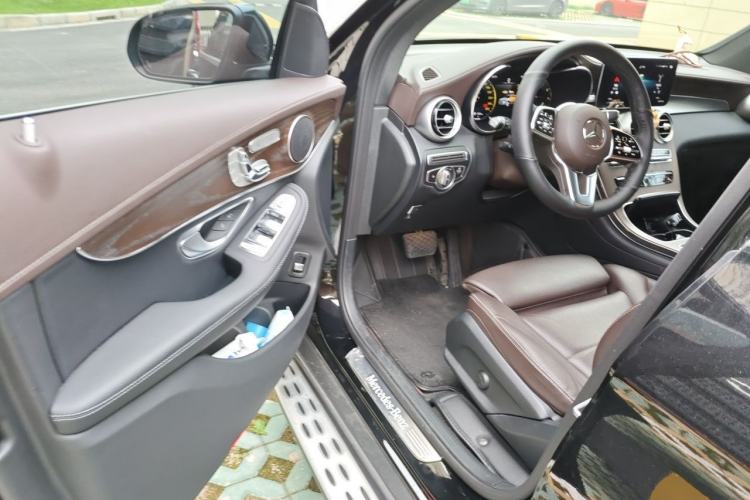 Used Mercedes-Benz GLC 2022 Refreshed GLC 300 L 4MATIC Dynamic Edition Prestige Version Driver Seat
