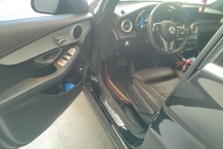 Used Mercedes-Benz GLC 2022 Refreshed GLC 260 L 4MATIC Dynamic Edition Driver Seat