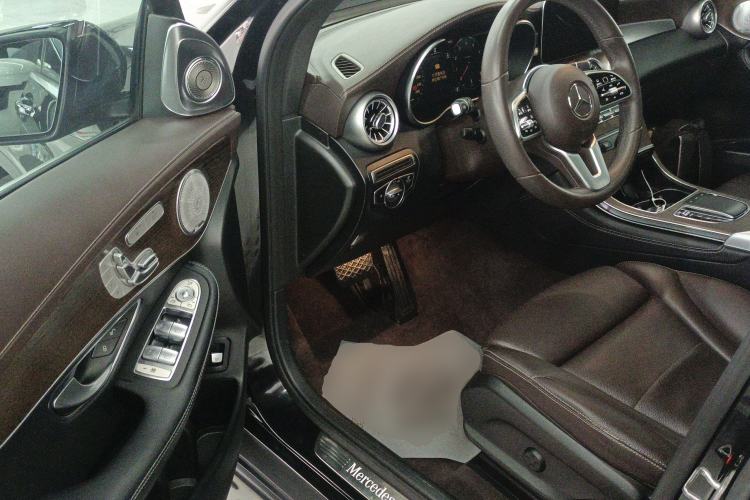 Used Mercedes-Benz GLC 2022 Facelift GLC 260 L 4MATIC Luxury Edition Driver Seat