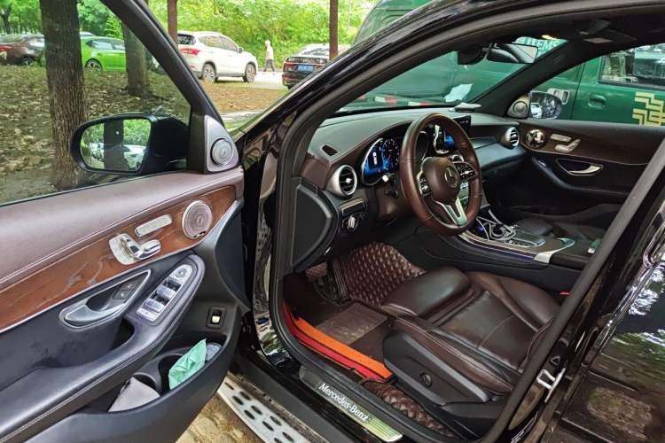 Used Mercedes-Benz GLC 2022 Refreshed GLC 300 L 4MATIC Dynamic Edition Driver Seat