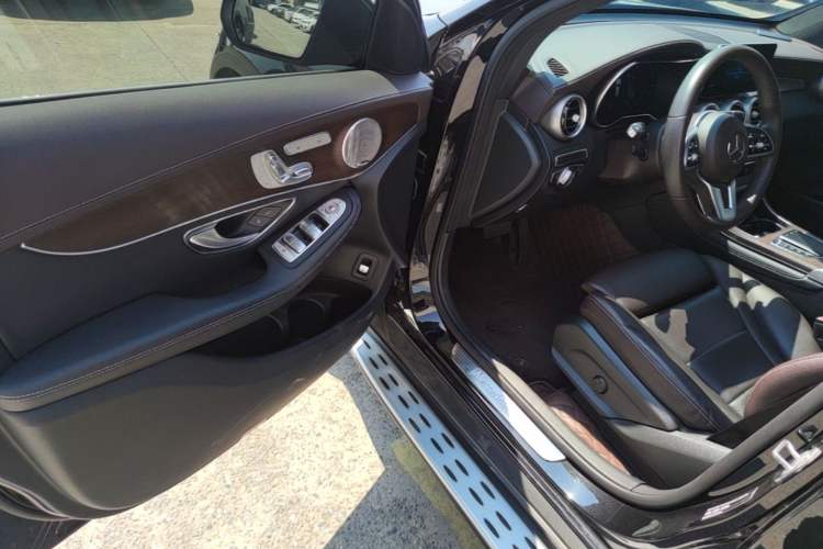 Used Mercedes-Benz GLC 2022 GLC 300 L 4MATIC Luxury Model Driver Seat