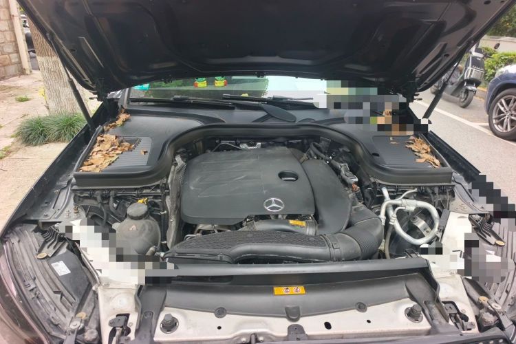 Used Mercedes-Benz GLC 2022 Second Facelift GLC 260 L 4MATIC Luxury Edition Engine Bay
