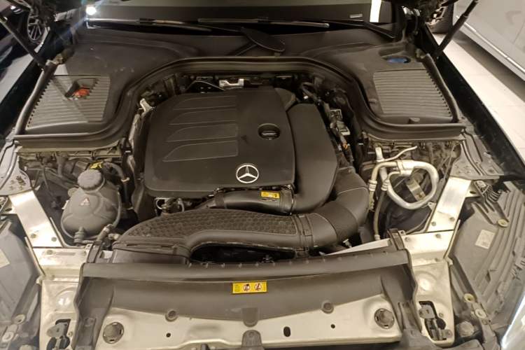 Used Mercedes-Benz GLC 2022 GLC 300 L 4MATIC Dynamic Model Engine Bay