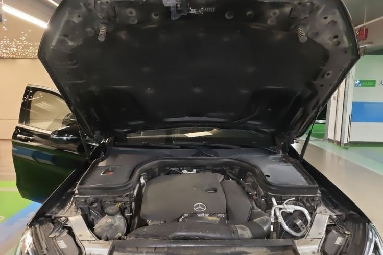 Used Mercedes-Benz GLC 2022 Second Facelift GLC 260 L 4MATIC Luxury Edition Engine Bay
