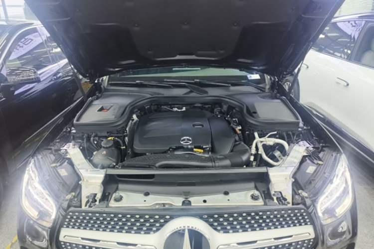 Used Mercedes-Benz GLC 2022 Second Facelift GLC 260 L 4MATIC Luxury Edition Engine Bay