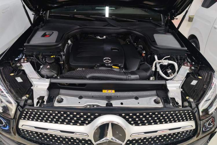 Used Mercedes-Benz GLC 2022 Facelifted GLC 260 L 4MATIC Dynamic Edition Engine Bay