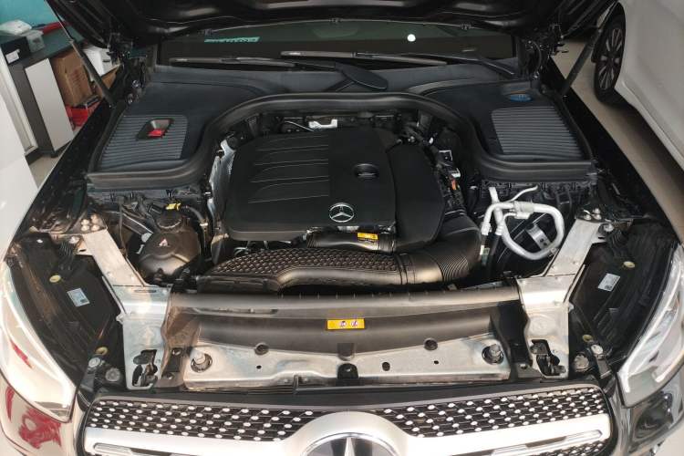 Used Mercedes-Benz GLC 2022 Refreshed GLC 300 L 4MATIC Dynamic Edition Prestige Version Engine Bay