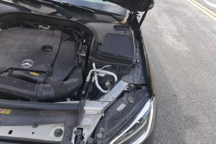 Used Mercedes-Benz GLC 2022 Refreshed GLC 260 L 4MATIC Dynamic Edition Engine Bay Left