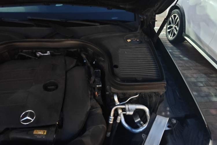Used Mercedes-Benz GLC 2022 Facelifted GLC 260 L 4MATIC Dynamic Edition Engine Bay Left