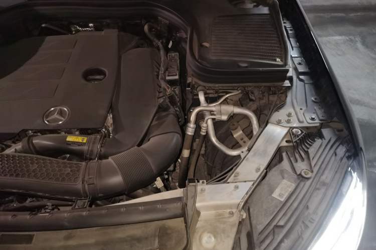 Used Mercedes-Benz GLC 2022 GLC 300 L 4MATIC Dynamic Edition Prestige Model Engine Bay Left