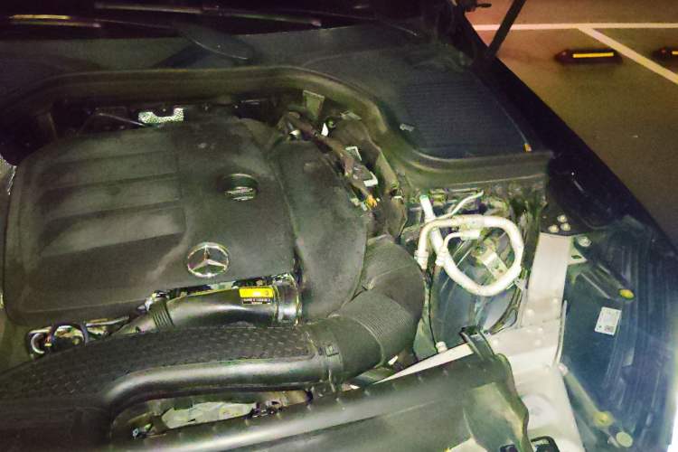Used Mercedes-Benz GLC 2022 Facelifted GLC 260 L 4MATIC Dynamic Edition Engine Bay Left