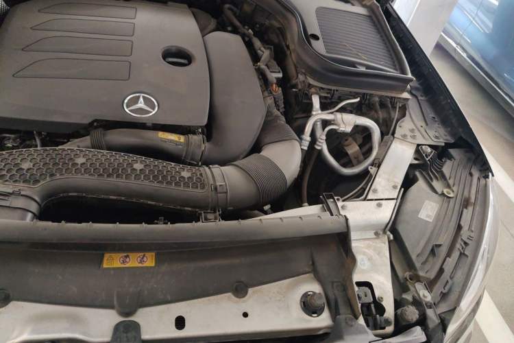 Used Mercedes-Benz GLC 2022 Refreshed GLC 260 L 4MATIC Dynamic Edition Engine Bay Left
