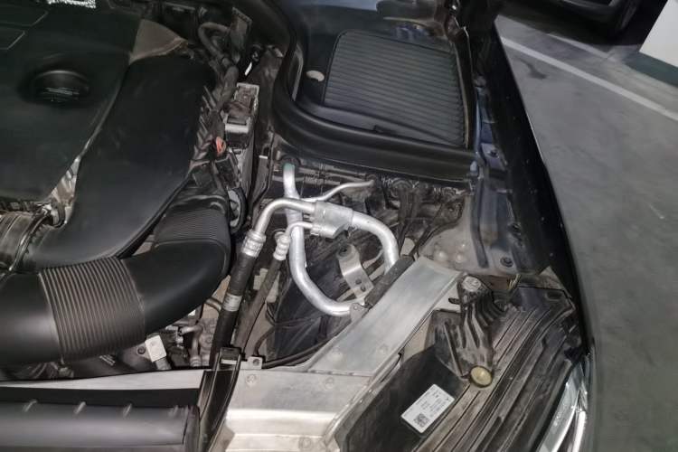 Used Mercedes-Benz GLC 2022 Refreshed GLC 300 L 4MATIC Dynamic Edition Prestige Version Engine Bay Left