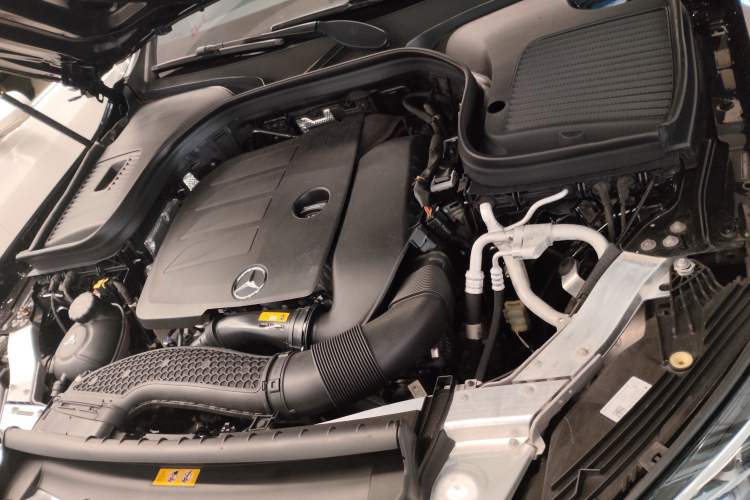 Used Mercedes-Benz GLC 2022 Refreshed GLC 260 L 4MATIC Dynamic Edition Engine Bay Left
