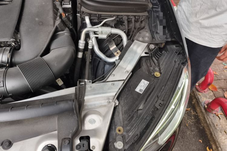 Used Mercedes-Benz GLC 2022 Facelifted GLC 260 L 4MATIC Dynamic Edition Engine Bay Left