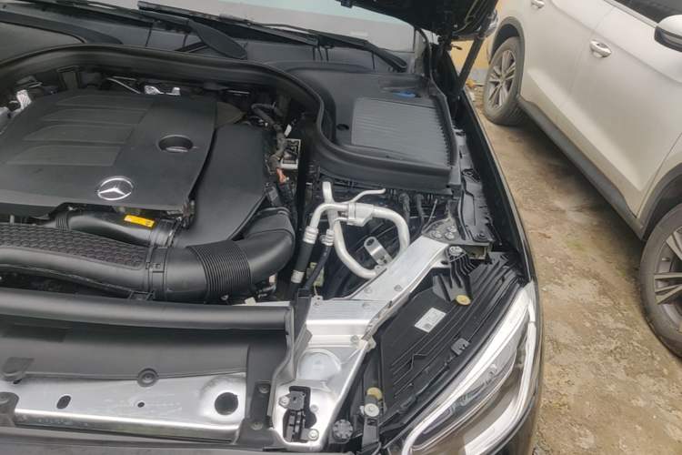 Used Mercedes-Benz GLC 2022 GLC 300 L 4MATIC Dynamic Model Engine Bay Left
