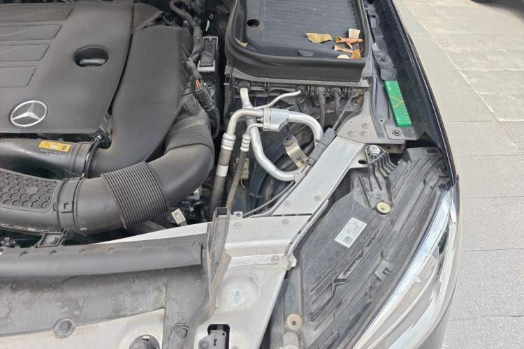 Used Mercedes-Benz GLC 2022 Facelift GLC 260 L 4MATIC Luxury Edition Engine Bay Left