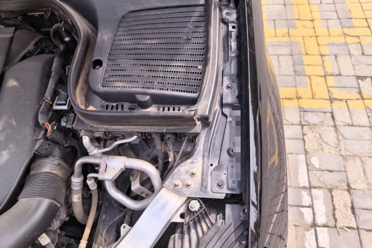 Used Mercedes-Benz GLC 2022 Refreshed GLC 260 L 4MATIC Dynamic Edition Engine Bay Left