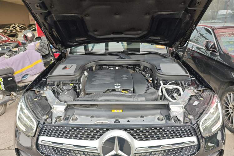 Used Mercedes-Benz GLC 2022 GLC 300 L 4MATIC Dynamic Model Engine Bay