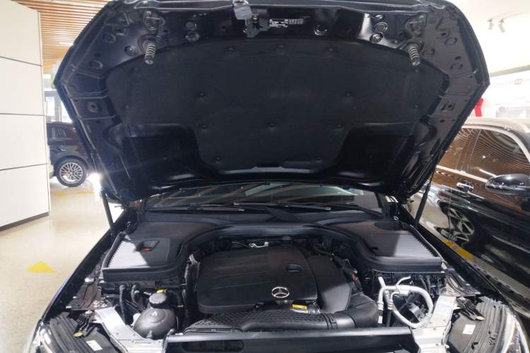 Used Mercedes-Benz GLC 2022 GLC 300 L 4MATIC Dynamic Edition Prestige Model Engine Bay