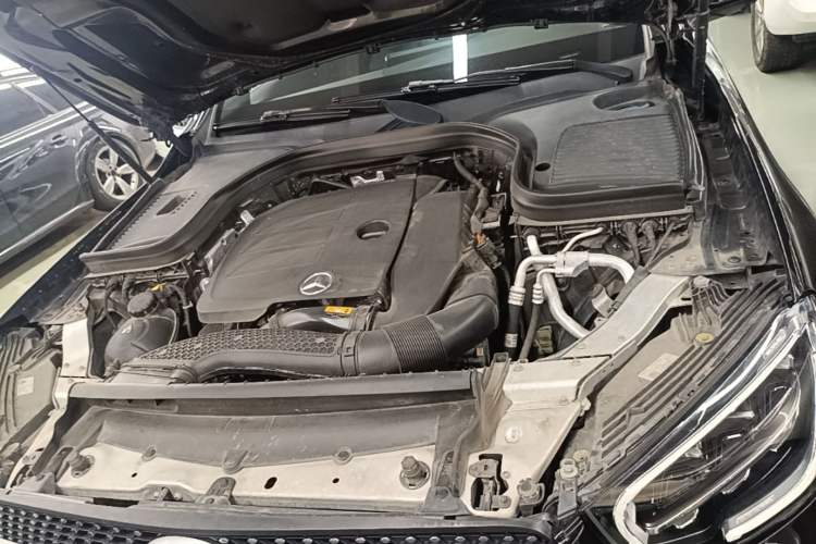 Used Mercedes-Benz GLC 2022 Facelift GLC 300 L 4MATIC Luxury Edition Engine Bay