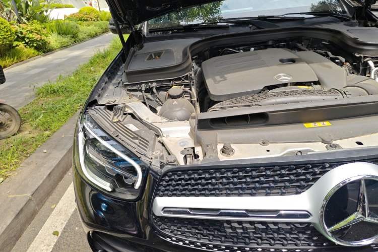 Used Mercedes-Benz GLC 2022 Facelift GLC 260 L 4MATIC Luxury Edition Engine Bay Right