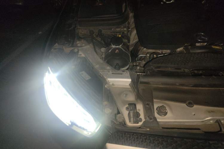 Used Mercedes-Benz GLC 2022 Second Facelift GLC 260 L 4MATIC Luxury Edition Engine Bay Right