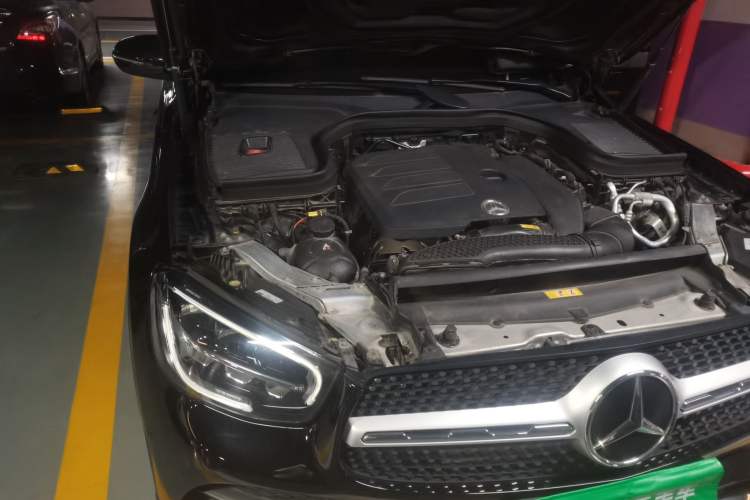 Used Mercedes-Benz GLC 2022 Facelift GLC 260 L 4MATIC Luxury Edition Engine Bay Right