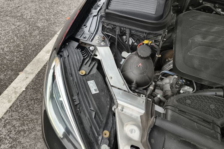 Used Mercedes-Benz GLC 2022 Facelifted GLC 260 L 4MATIC Dynamic Edition Engine Bay Right
