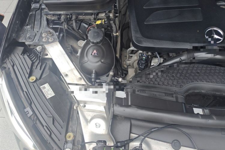 Used Mercedes-Benz GLC 2022 GLC 300 L 4MATIC Dynamic Model Engine Bay Right