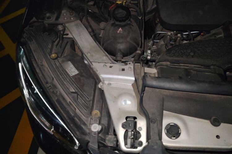 Used Mercedes-Benz GLC 2022 GLC 300 L 4MATIC Dynamic Edition Prestige Model Engine Bay Right