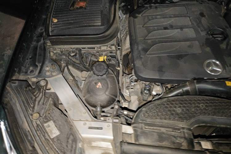 Used Mercedes-Benz GLC 2022 Second Facelift GLC 260 L 4MATIC Dynamic Edition Engine Bay Right
