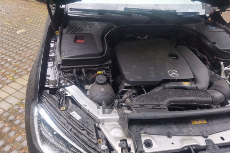 Used Mercedes-Benz GLC 2022 Second Facelift GLC 260 L 4MATIC Luxury Edition Engine Bay Right