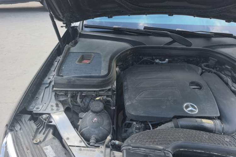 Used Mercedes-Benz GLC 2022 Refreshed GLC 260 L 4MATIC Dynamic Edition Engine Bay Right