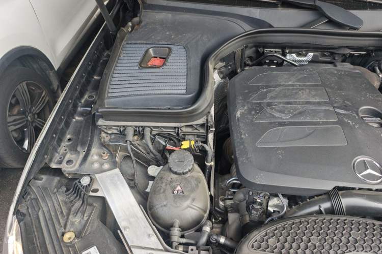 Used Mercedes-Benz GLC 2022 Facelift GLC 260 L 4MATIC Luxury Edition Engine Bay Right