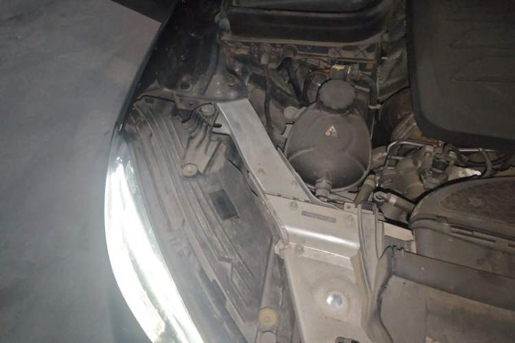 Used Mercedes-Benz GLC 2022 GLC 300 L 4MATIC Dynamic Edition Prestige Model Engine Bay Right