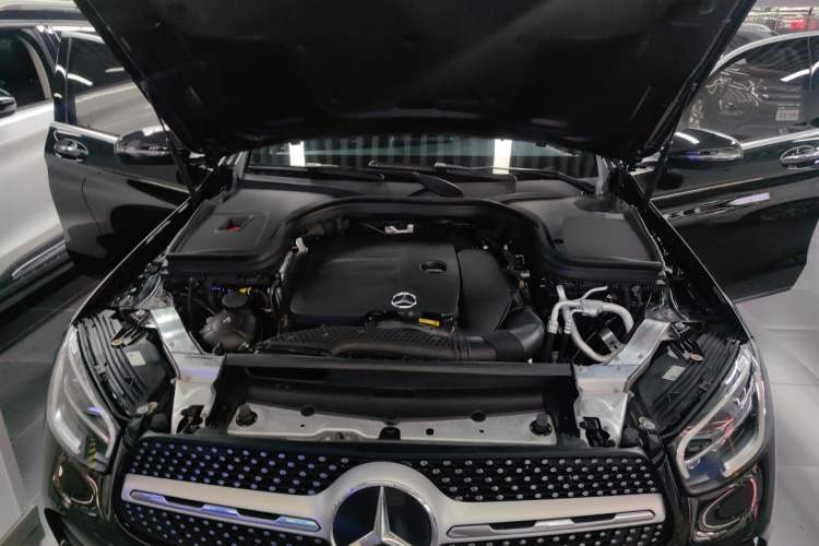 Used Mercedes-Benz GLC 2022 GLC 300 L 4MATIC Dynamic Model Engine Bay