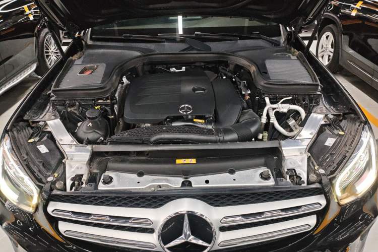 Used Mercedes-Benz GLC 2022 Refreshed GLC 260 L 4MATIC Dynamic Edition Engine Bay