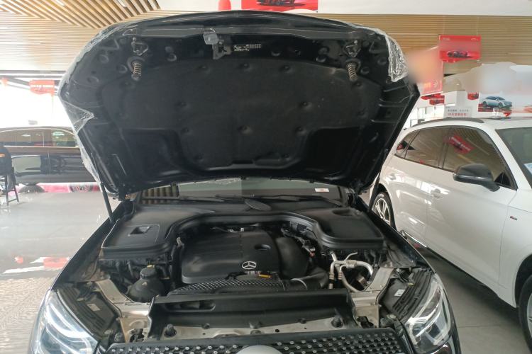 Used Mercedes-Benz GLC 2022 Second Facelift GLC 260 L 4MATIC Luxury Edition Engine Bay