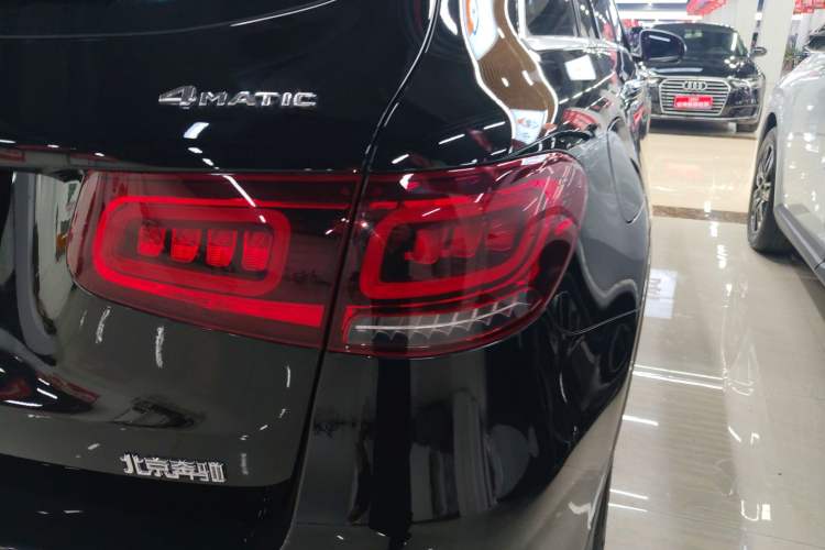 Used Mercedes-Benz GLC 2022 Facelifted GLC 260 L 4MATIC Dynamic Edition Exterior 1
