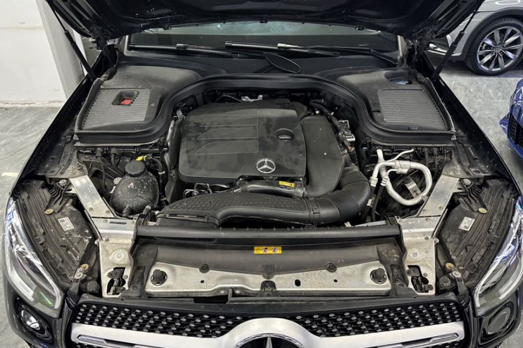 Used Mercedes-Benz GLC 2022 Facelift GLC 260 L 4MATIC Luxury Edition Exterior 1