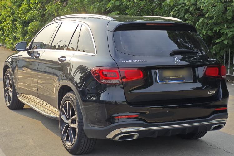 Used Mercedes-Benz GLC 2022 GLC 260 L 4MATIC Luxury Model Exterior 10