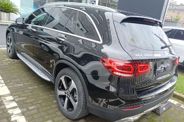 Used Mercedes-Benz GLC 2022 Second Facelift GLC 260 L 4MATIC Dynamic Edition Exterior 2