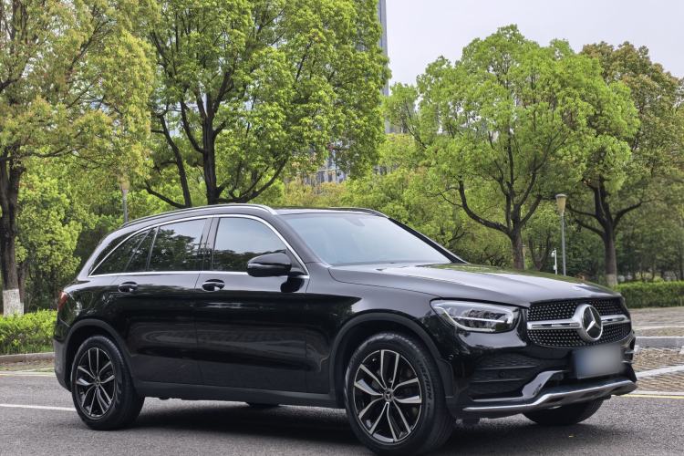 Used Mercedes-Benz GLC 2022 GLC 260 L 4MATIC Luxury Model Exterior 2