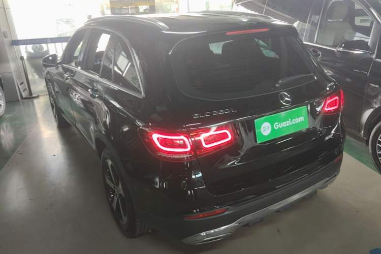 Used Mercedes-Benz GLC 2022 Refreshed GLC 260 L 4MATIC Dynamic Edition Exterior 2